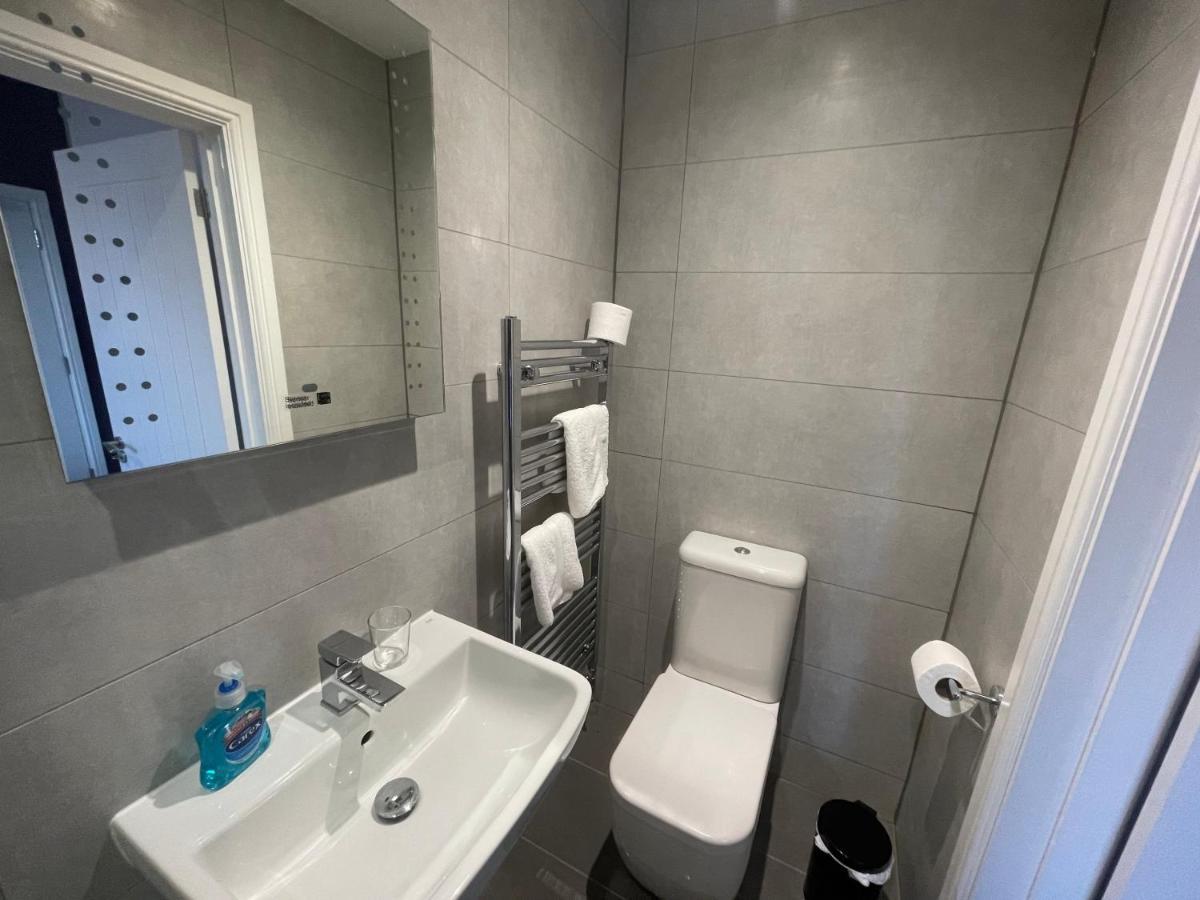 Arlan House, Central Basingstoke Hotel エクステリア 写真